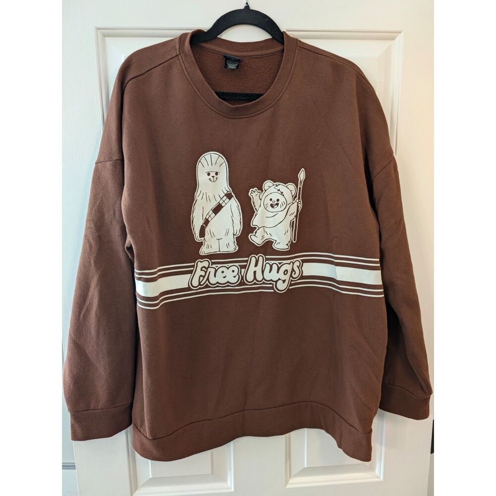 Star Wars Chewbacca Wicket Free Hugs Sweatshirt XL Brown Our Universe